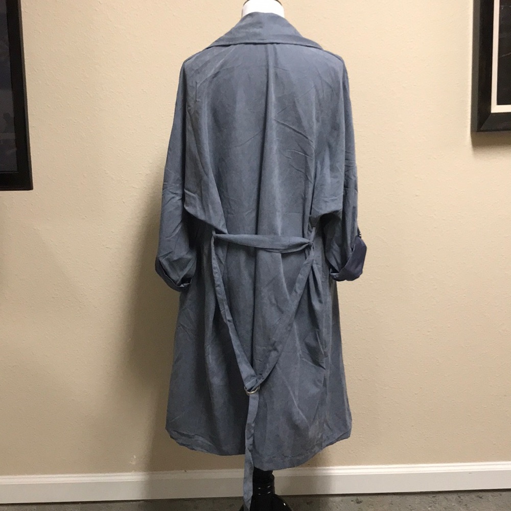 Final Price!🎉Host Pick🎉🎉Beautiful Indigo Jacket - Picture 5 of 8